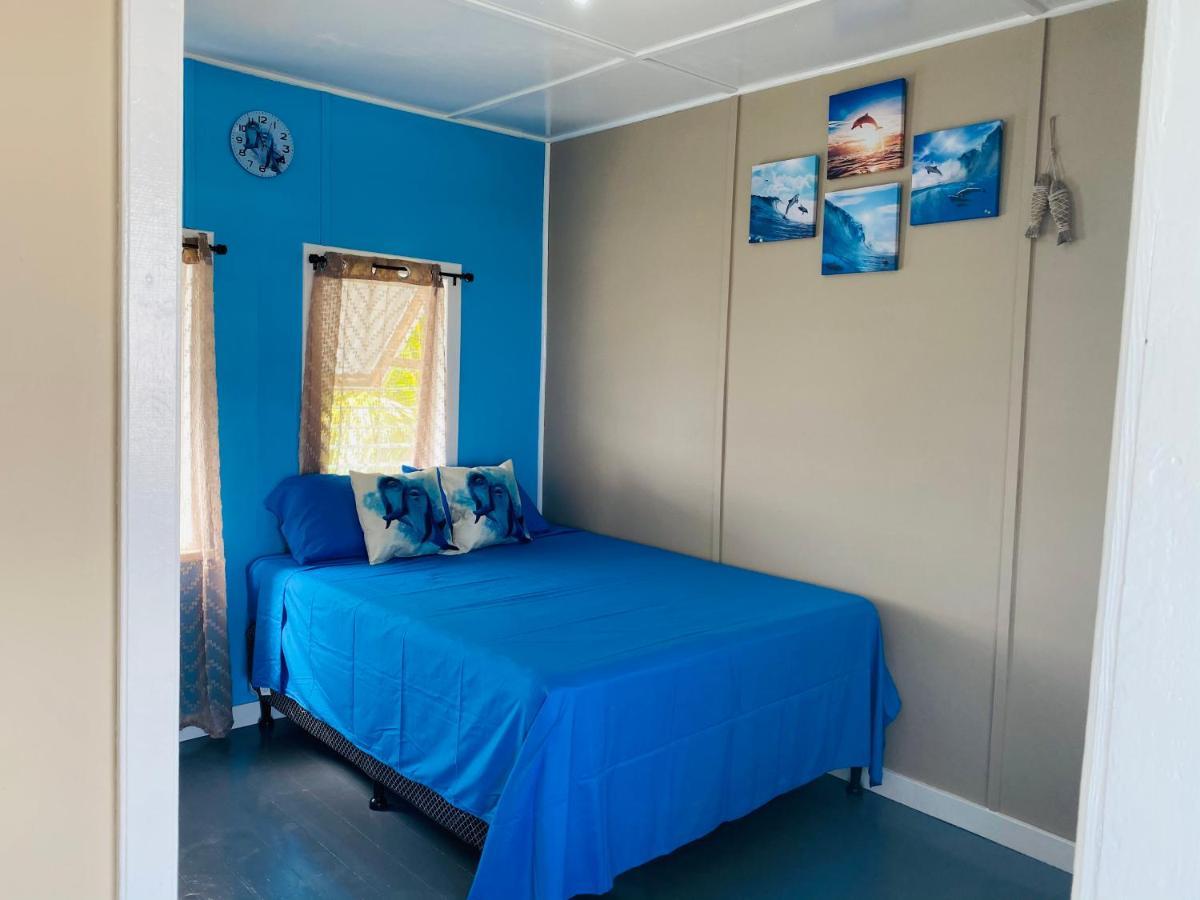 Blue Sky Rentals Utila Extérieur photo